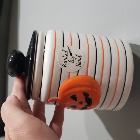 Hand Painted Ceramic Pumpkin Canister NWT - Picture 3 of 5